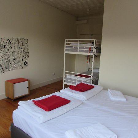 גימראייש Santiago 31 Hostel מראה חיצוני תמונה