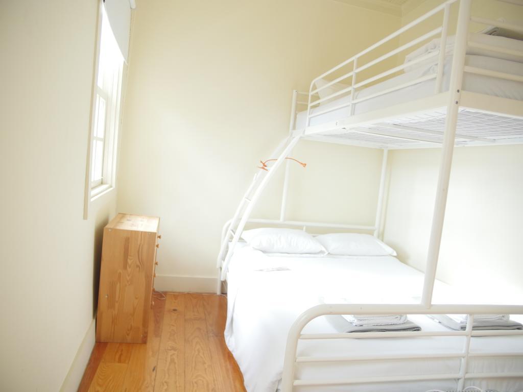 גימראייש Santiago 31 Hostel מראה חיצוני תמונה