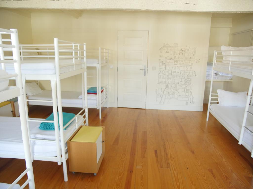 גימראייש Santiago 31 Hostel מראה חיצוני תמונה